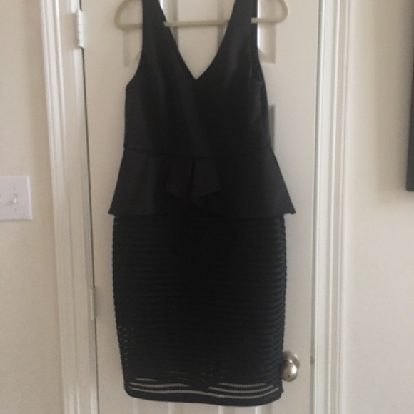 Black dress- B Smart - Picture 2 of 6